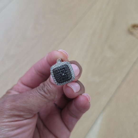 Jewlery Box - Picture 2 of 9